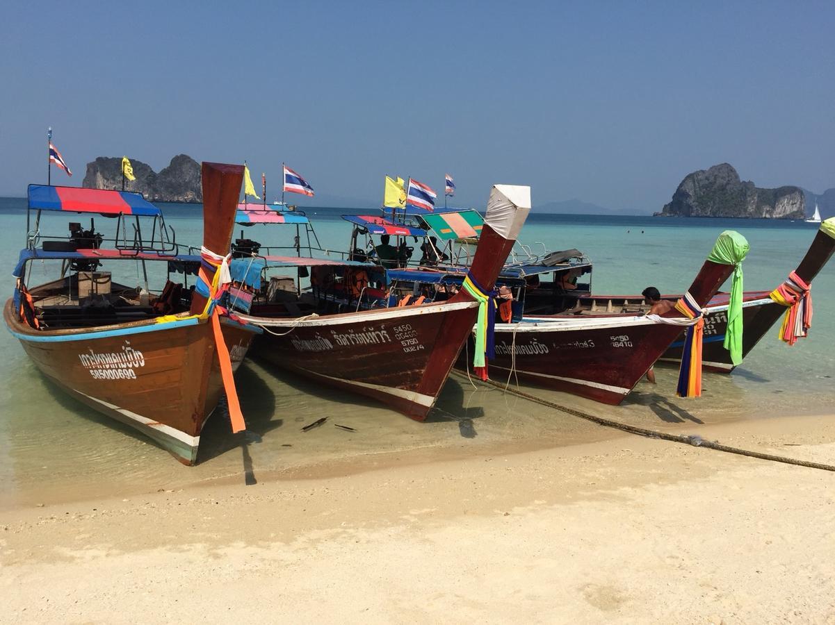 Koh Ngai Camping Restaurant @ Bar מראה חיצוני תמונה