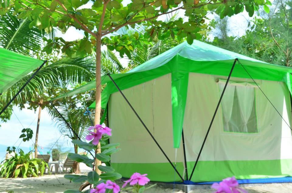 Koh Ngai Camping Restaurant @ Bar מראה חיצוני תמונה