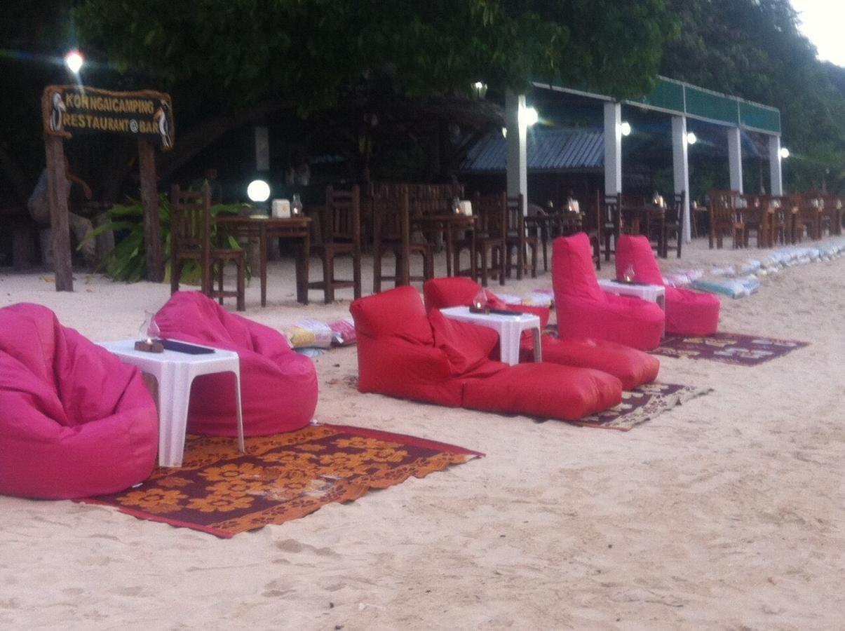 Koh Ngai Camping Restaurant @ Bar מראה חיצוני תמונה